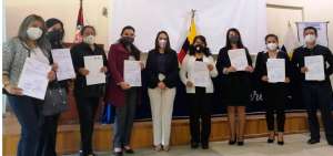 165 maestros se incorporan al magisterio