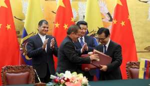 Ecuador y China firmaron 9 convenios, entre ellos supresi&oacute;n mutua de visados 