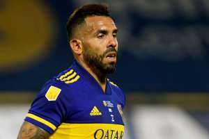¿Cómo le fue a Carlos Tévez en los encuentros con Barcelona?