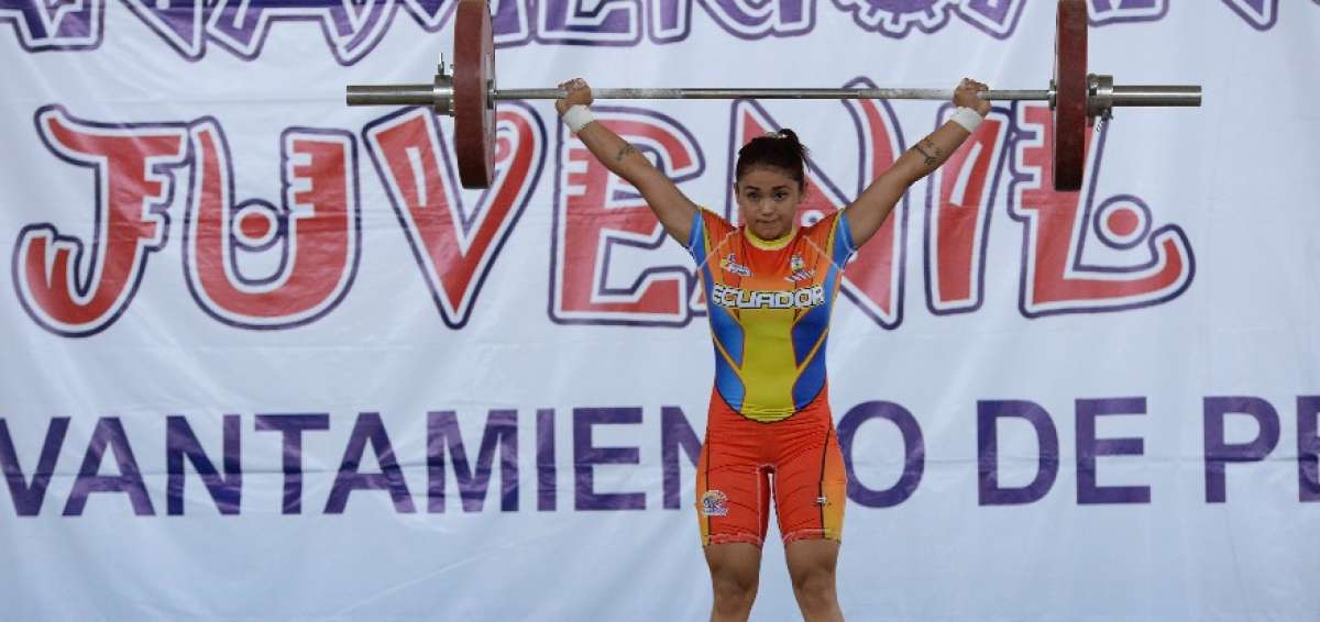 San Mart&iacute;n levant&oacute; un total de 219 kg. En su tercer intento alz&oacute; 76 kg, 4 m&aacute;s que Hayley Reichhardt.