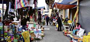 El mercado de Santa Rosa, ubicado en el centro de la capital de Chimborazo, cuenta con c&aacute;maras de seguridad.