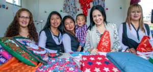 Familias beneficiadas de la Misi&oacute;n Casa para Todos emprenden sus negocios