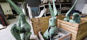 Estatuas retiradas del interior de Notre Dame ser&aacute;n restauradas en el departamento de Dordo&ntilde;a.