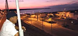 El puerto pesquero artesanal de Jaramij&oacute; ha dinamizado la econom&iacute;a, pero la ciudadan&iacute;a demanda obras que atraigan a los turistas.