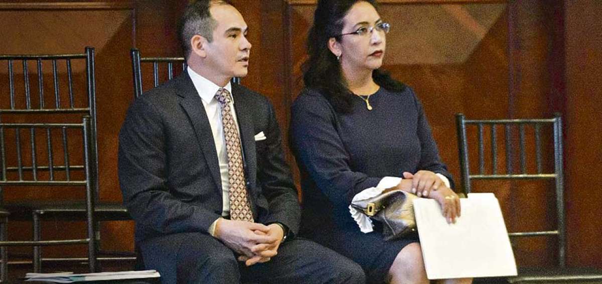 El defensor p&uacute;blico general (e), &Aacute;ngel Torres, junto a la fiscal general (e) Ruth Palacios, acudieron el martes a la Asamblea para su rendici&oacute;n de cuentas.