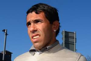 T&eacute;vez y Vidal ser&iacute;an baja con la Juventus