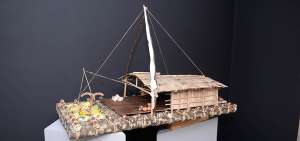 Maqueta de la balsa que utiliz&oacute; el explorador alem&aacute;n Alexander von Humboldt para sus investigaciones por el r&iacute;o Daule en 1802.