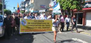 Taxistas del Guayas proponen marcha nacional en rechazo a aplicaci&oacute;n m&oacute;vil