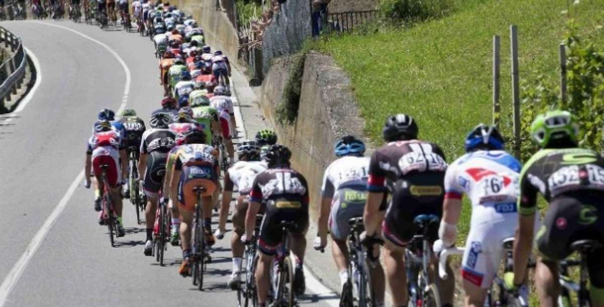 El equipo sudafricano Dimension Data inscrito en la primera divisi&oacute;n del ciclismo