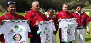 Mushuc Runa present&oacute; a su nuevo DT N&eacute;stor Clausen