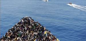 Seg&uacute;n Acnur, al menos 3.100 migrantes murieron este a&ntilde;o en el Mediterr&aacute;neo intentando llegar a Europa.