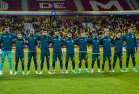 Jugadores ecuatorianos se unen en oración horas antes del partido ante Qatar