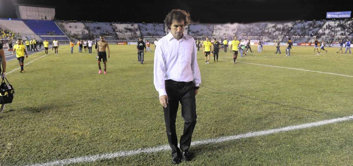 Almada se excusa luego de perder el Cl&aacute;sico