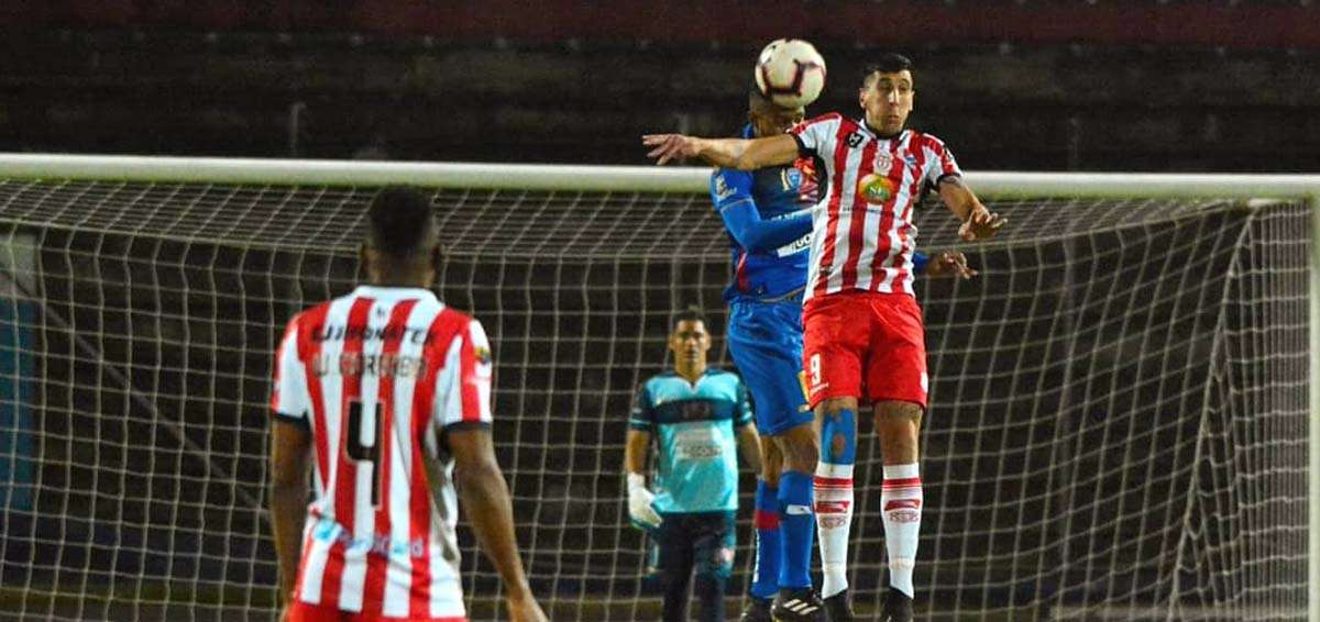 T&eacute;cnico Universitario impide que Olmedo entre a zona de Play-Off