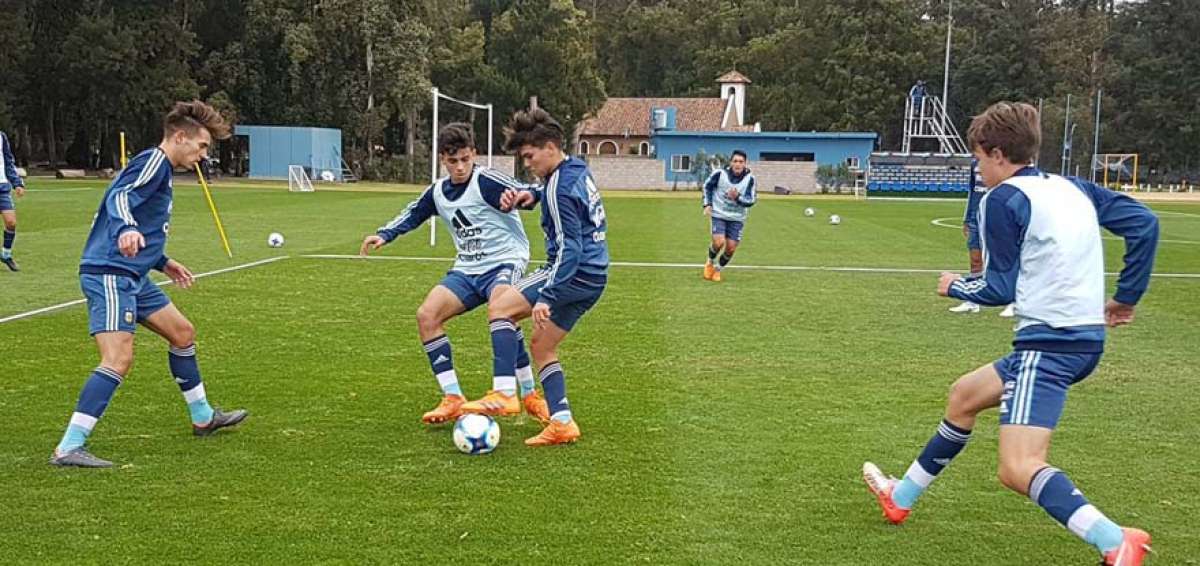 La AFA se instalar&aacute; en Europa para buscar talentos argentinos