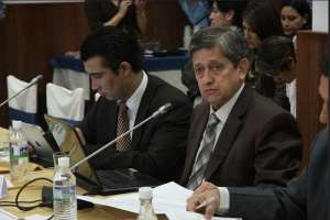 Carlos Marx Carrasco: No cabe la diferenciaci&oacute;n entre obreros y servidores
