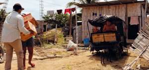 "Gato Chila" ayuda a Playas