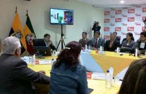 El presidente Rafael Correa brind&oacute; una conversatorio con los medios de comunicaci&oacute;n esta tarde en Tulc&aacute;n. Foto: @ECU911_
