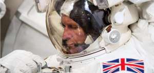Tim Peake es el primer brit&aacute;nico en caminar en el espacio.