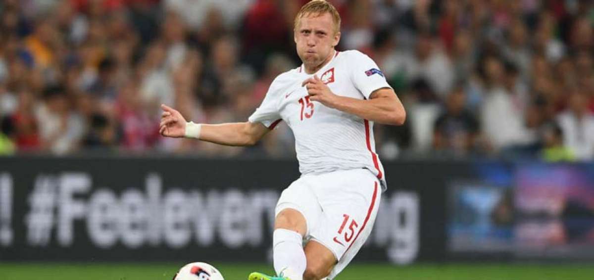 El defensa polaco Kamil Glik podr&aacute; estar en el Mundial a pesar de su lesi&oacute;n