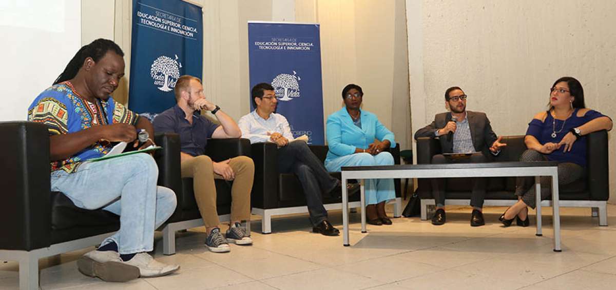 En la Facultad de Arquitectura se desarroll&oacute; el encuentro en el que participaron j&oacute;venes que luchan por acceder a la educaci&oacute;n superior.