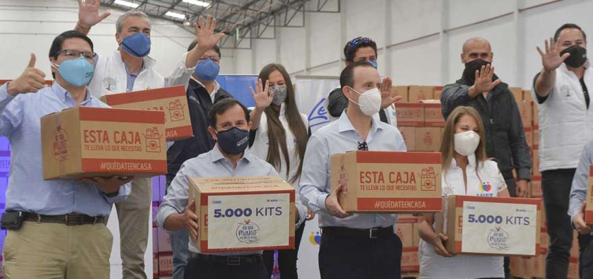 En el complejo de bodegas La Mancha, en la v&iacute;a a Pifo, al oriente de Quito, el MIES cerr&oacute; la campa&ntilde;a &ldquo;Dar una mano sin dar la mano&rdquo;.     