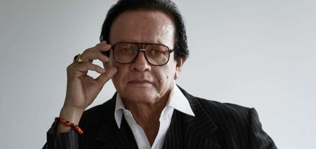 El cantante le regal&oacute; un saco que a&uacute;n conserva