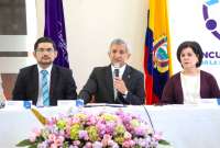Patricio Carillo, ministro del Interior, participó en la reunión con autoridades provinciales y municipales de Cañar