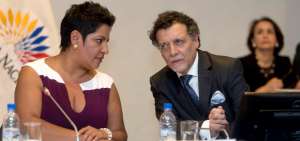 La asamble&iacute;sta Mar&iacute;a Jos&eacute; Carri&oacute;n y el contralor subrogante Pablo Celi, en la comparecencia del mi&eacute;rcoles.