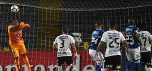 Millonarios y Corinthians igualan sin goles en su estreno de la Libertadores