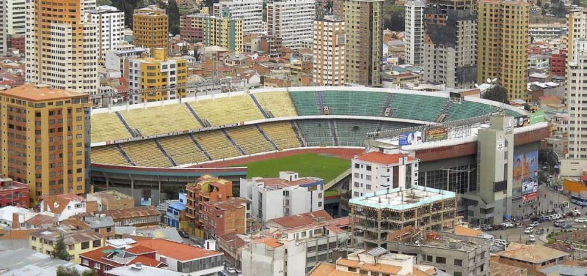 Estadio Hernando Siles en la Paz. 