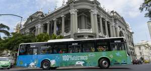 Cooperativas proyectan 100 buses el&eacute;ctricos hasta fines de 2019