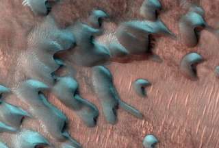 La NASA muestra el invierno en Marte: nieve en forma de cubo, paisajes helados, escarcha y temperaturas bajo cero