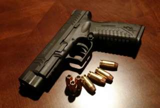 El presidente Daniel Noboa emitió el Decreto Ejecutivo para reducir el ICE al 30% en importación de armas de fuego, deportivas y municiones. 