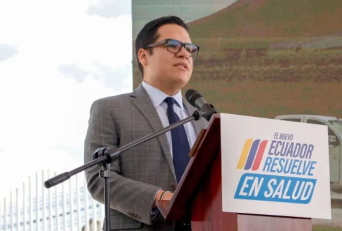 Noboa delega en Neira su representaci&oacute;n permanente en el directorio de ENAMI EP