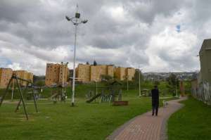 El parque Cochas Azules fue inaugurado hace aproximadamente 5 a&ntilde;os. Los vecinos afirman que el espacio p&uacute;blico se vuelve peligroso en las tardes. Foto: Santiago Aguirre/ El Tel&eacute;grafo