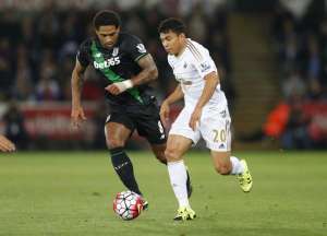 Montero fue titular en la derrota de su equipo el Swansea a manos de Stoke City