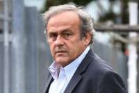 Michel Platini acusa a la FIFA de acusarlo para evitar que ganara la presidencia del organismo