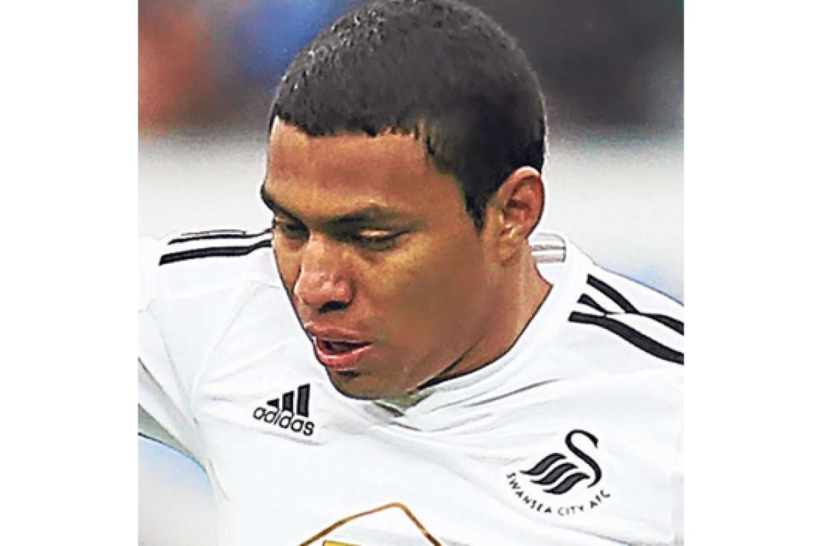 Montero jug&oacute; 69&rsquo; en triunfo del Swansea   