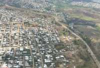 Un sobrevuelo por Nueva Prosperina, en Monte Sinaí, uno de los distritos más violentos de Guayas.