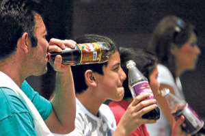 La principal preocupaci&oacute;n en relaci&oacute;n a los refrescos azucarados artificialmente se refiere a la obesidad infantil, se&ntilde;alan los investigadores de Harvard. Foto: Internet