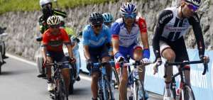 Richard Carapaz, sexto en la tabla general del Giro de Italia