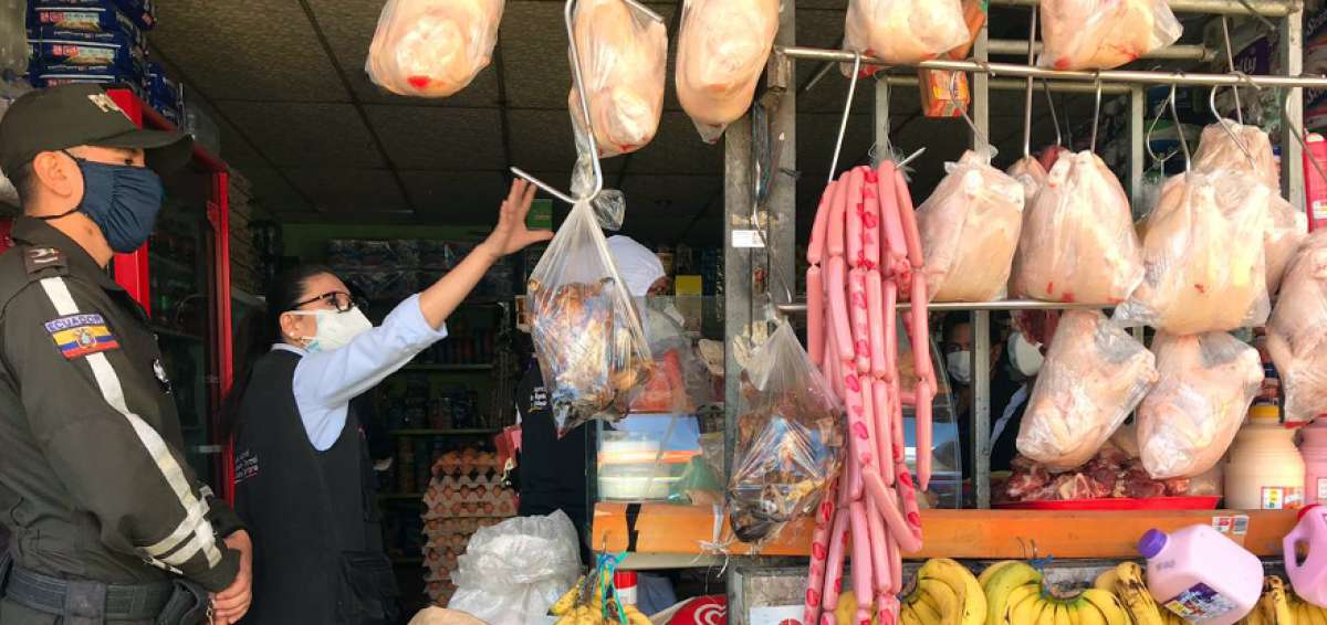 Arcsa detecta tiendas que manten&iacute;an productos sin medidas de higiene