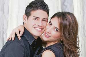 En la foto aparecen James Rodr&iacute;guez y Daniela Ospina, para la revista Hola de Colombia. 