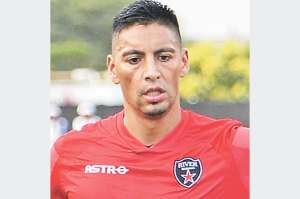 River dobleg&oacute; al Quito a base de efectividad
