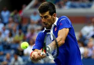 Nole espera ahora por el resultado de la otra semifinal entre los suizos Roger Federer y Stanislas Wawrinka. Foto: AFP