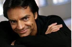 Eugenio Derbez ser&aacute; el anfitri&oacute;n de los Grammy Latino en Las Vegas 