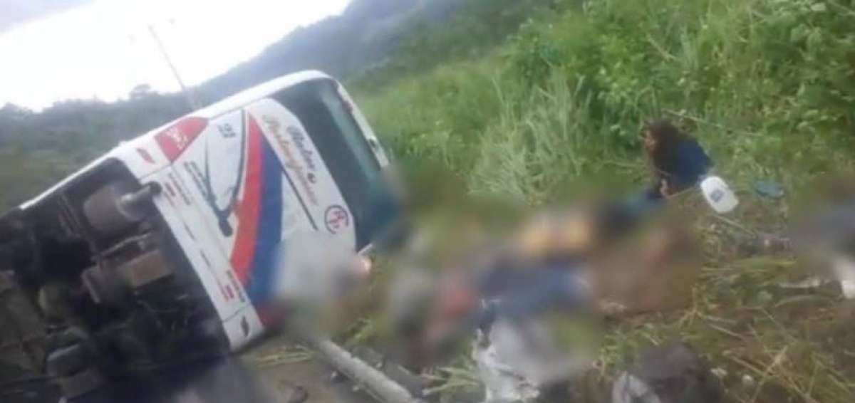Asciende a 13 la cifra de fallecidos en accidente en Manab&iacute;