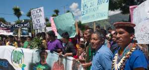 Afectados por Chevron exigen justicia ante la Corte Constitucional