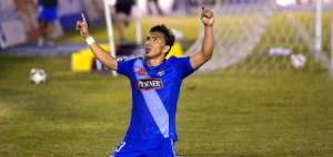 &Aacute;ngel Mena convirti&oacute; el tercer gol de los 'millonarios'.